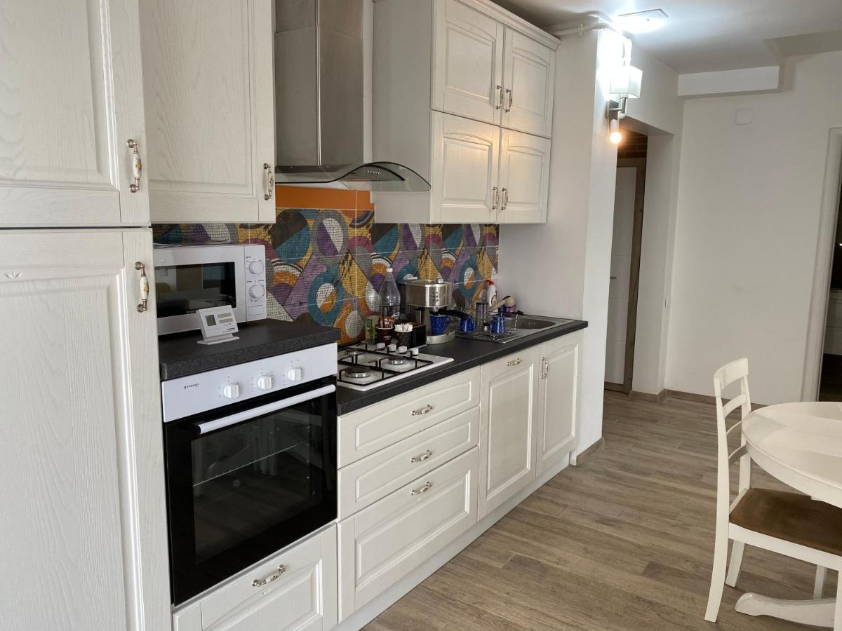 Sunny Deluxe Apartment Cosmopolis Stefanestii de Jos Zewnętrze zdjęcie