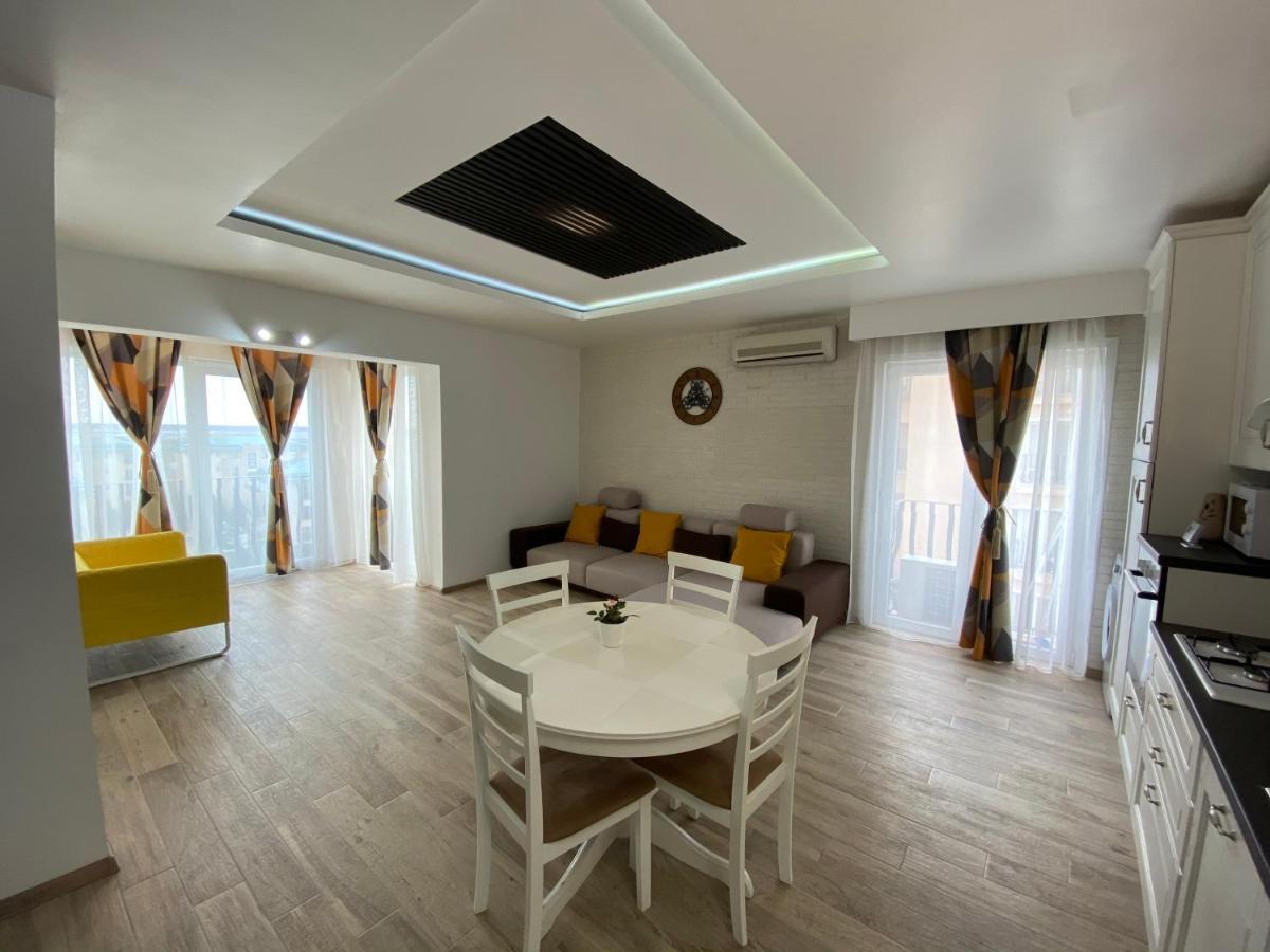 Sunny Deluxe Apartment Cosmopolis Stefanestii de Jos Zewnętrze zdjęcie