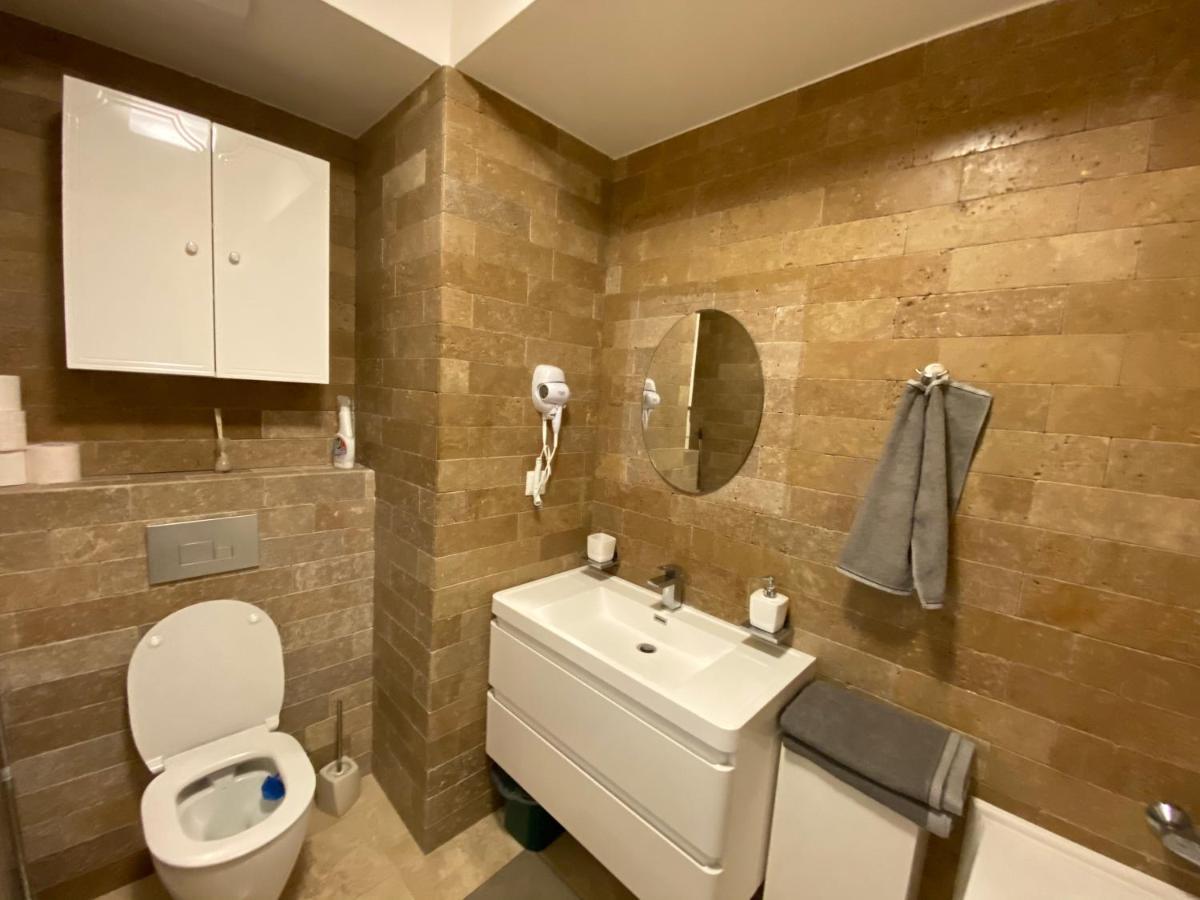 Sunny Deluxe Apartment Cosmopolis Stefanestii de Jos Zewnętrze zdjęcie