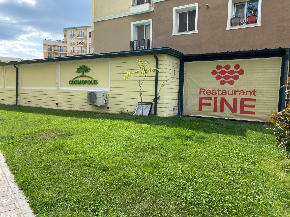 Sunny Deluxe Apartment Cosmopolis Stefanestii de Jos Zewnętrze zdjęcie