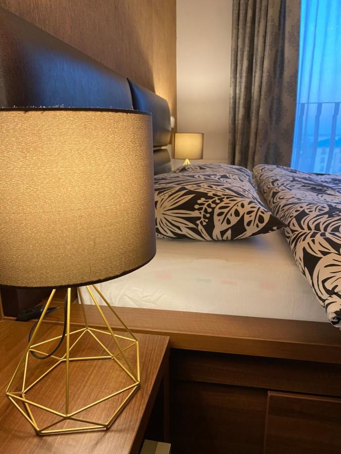 Sunny Deluxe Apartment Cosmopolis Stefanestii de Jos Zewnętrze zdjęcie
