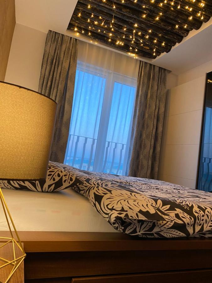 Sunny Deluxe Apartment Cosmopolis Stefanestii de Jos Zewnętrze zdjęcie